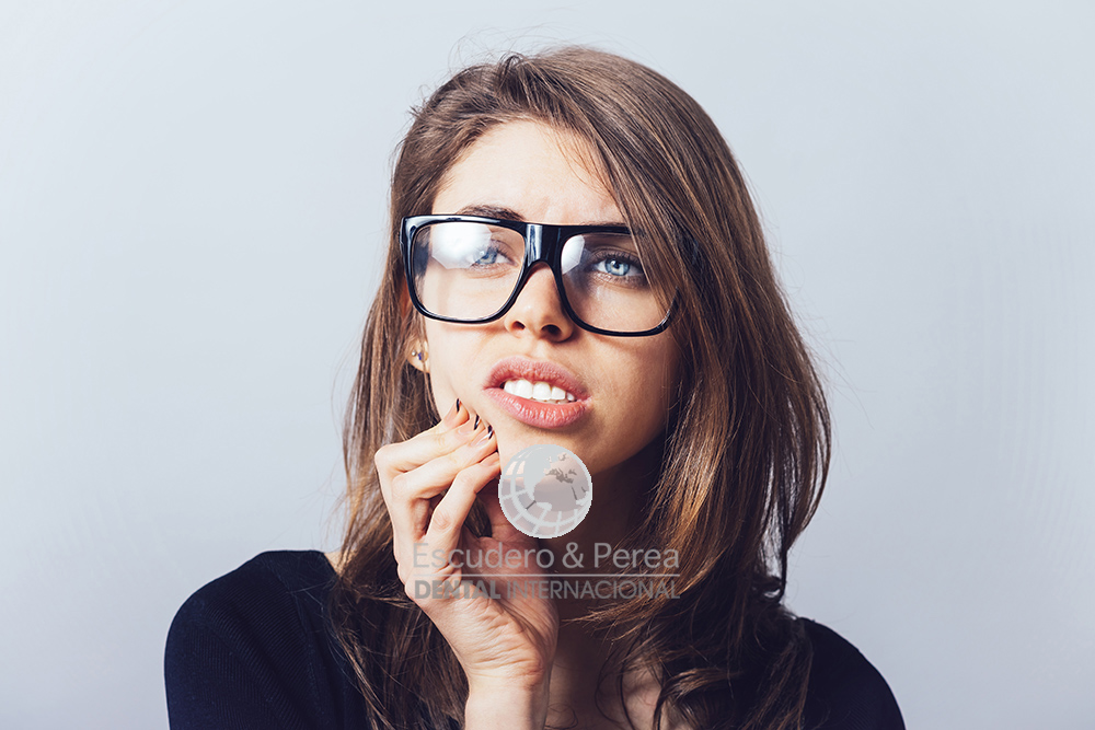 ¿Por qué hay dolor dental?